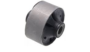 BUSHING PUNTA TIJ. (MONTURA) DEL. KIA CERATO (12-15)